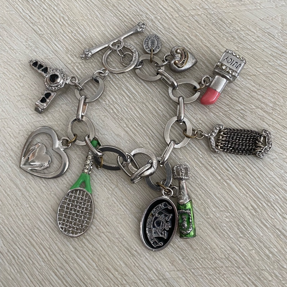 JUICY COUTURE CHARM BRACELET